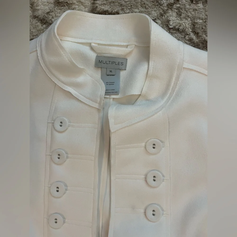 Women’s Cardigan - Picture 3 of 3
